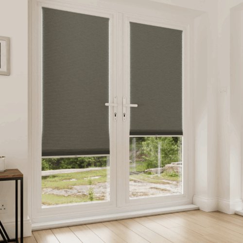 Perfect-fit motorised blinds